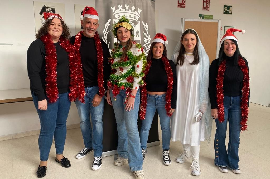 Jóvenes de la Agrupación de la Oración en el Huerto participaron en la I edición del Concurso de Villancicos Navideños organizados por los Jóvenes Resucitados.