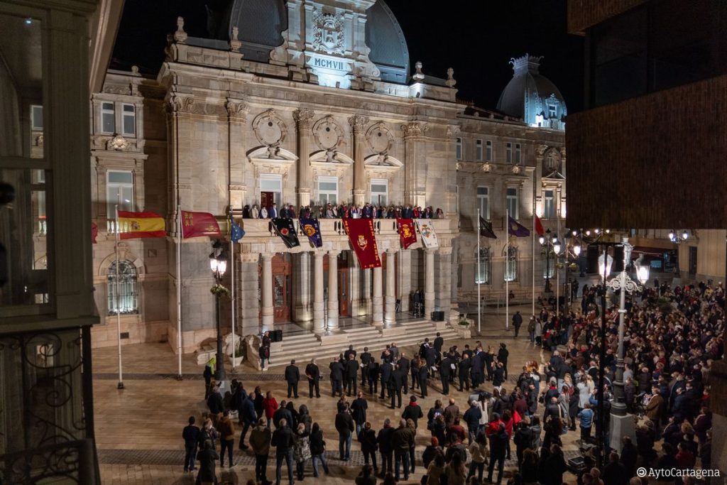 Llamada a la Semana Santa desde el Palacio Consistorial de Cartagena
